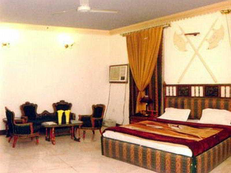 Hotel Ivory Palace Delhi  Exterior photo