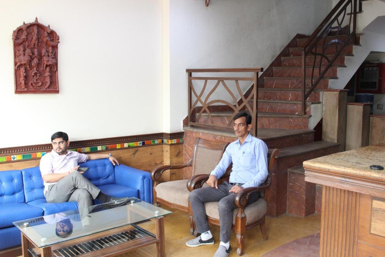 Hotel Ivory Palace Delhi  Exterior photo